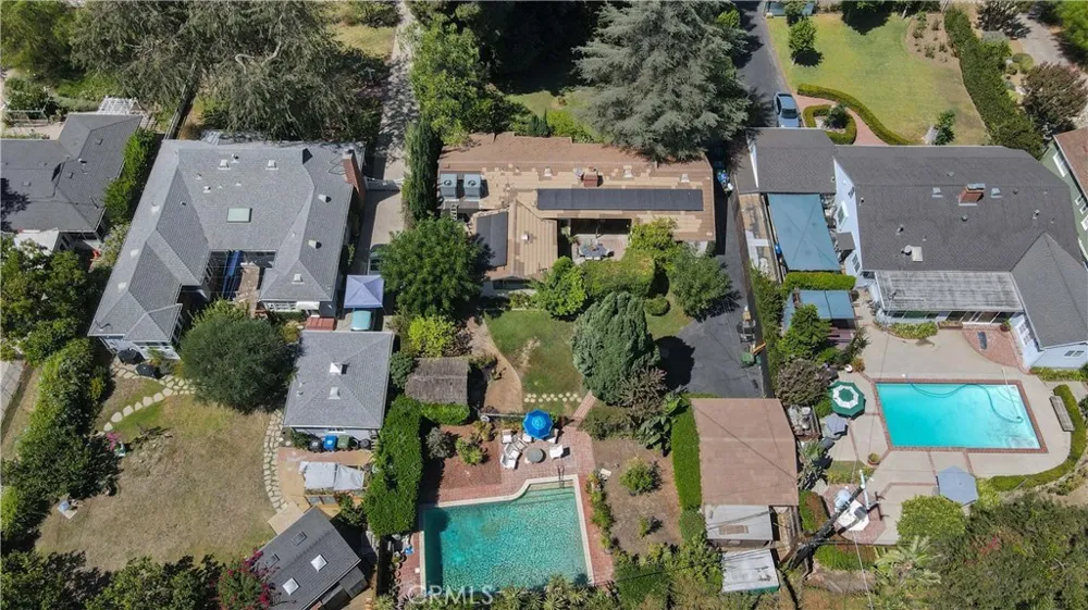 6438 Orion Avenue Van Nuys, CA 91406