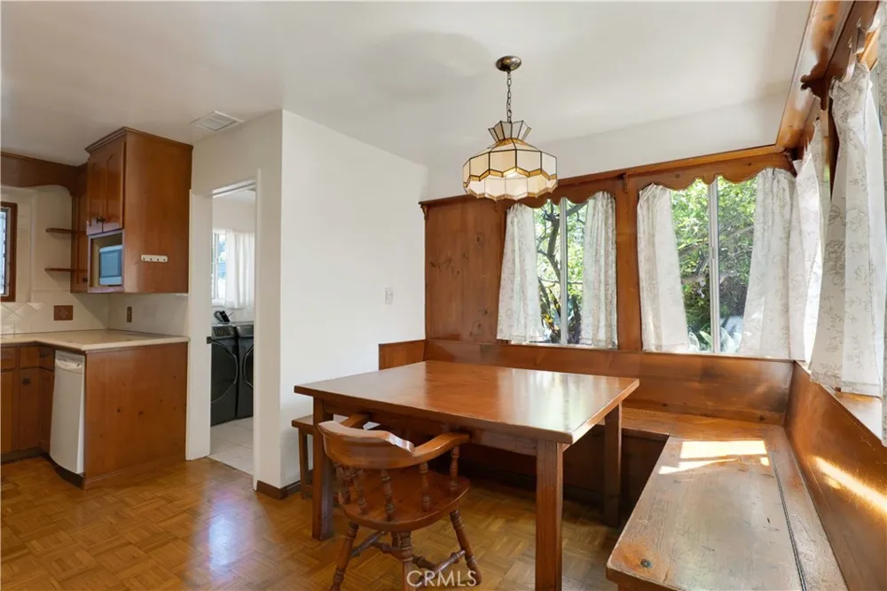 6438 Orion Avenue Van Nuys, CA 91406