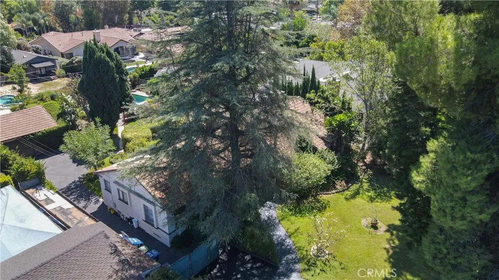 6438 Orion Avenue Van Nuys, CA 91406