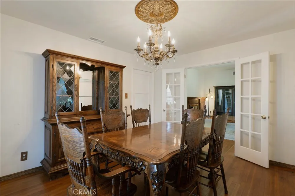 6438 Orion Avenue Van Nuys, CA 91406