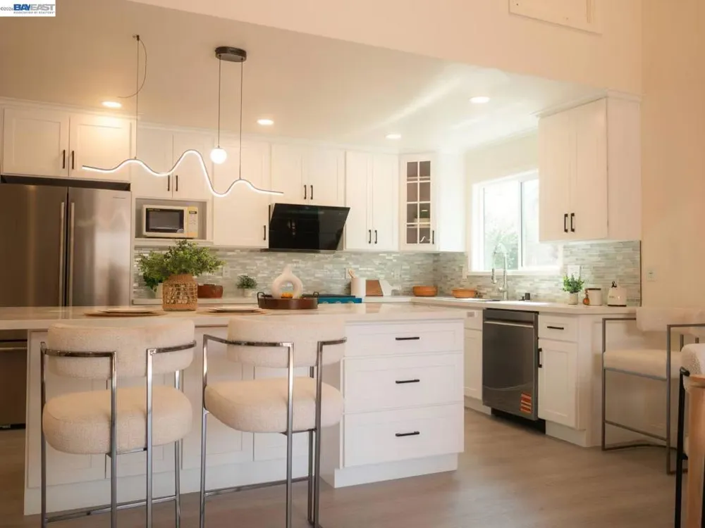 2521 Coconut Dr San Jose, CA 95148