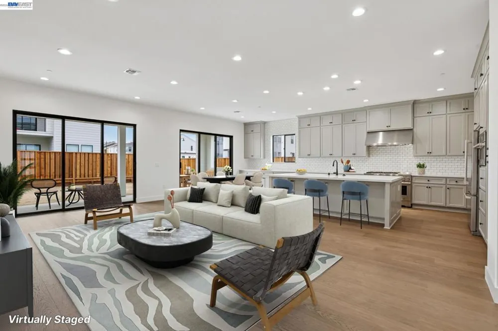2314 Sand Dune Ave Marina, CA 93933