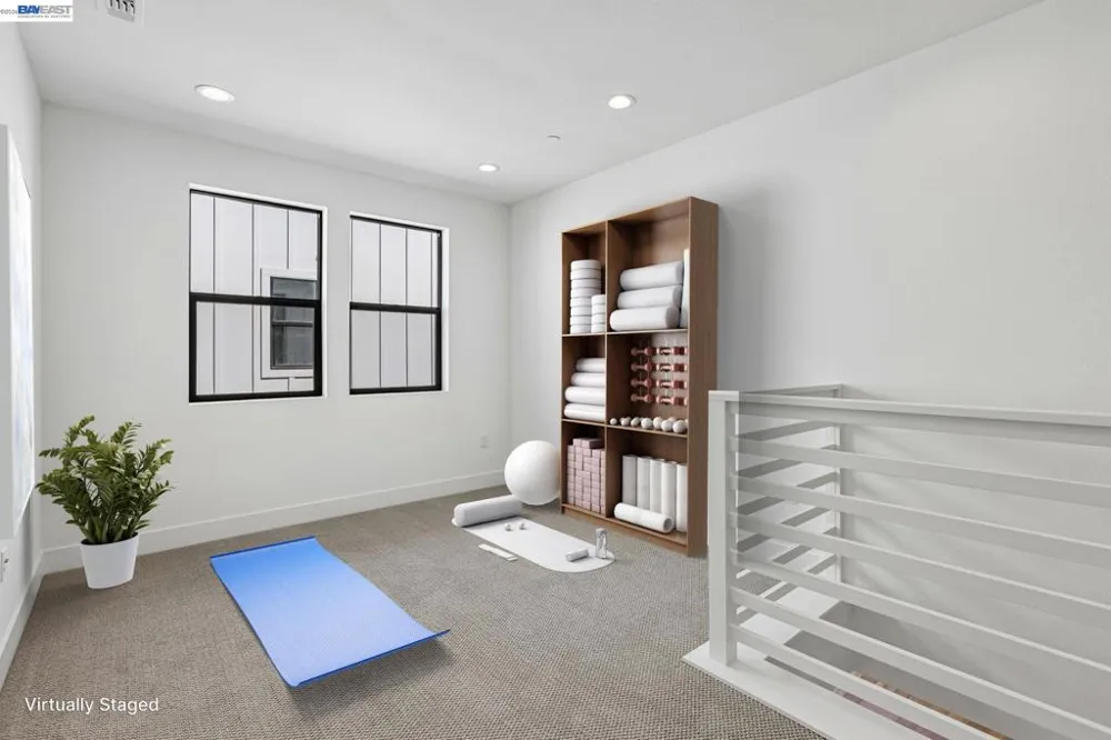 203 Mollusk Circle Marina, CA 93933