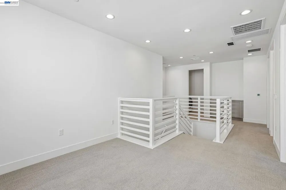 203 Mollusk Circle Marina, CA 93933