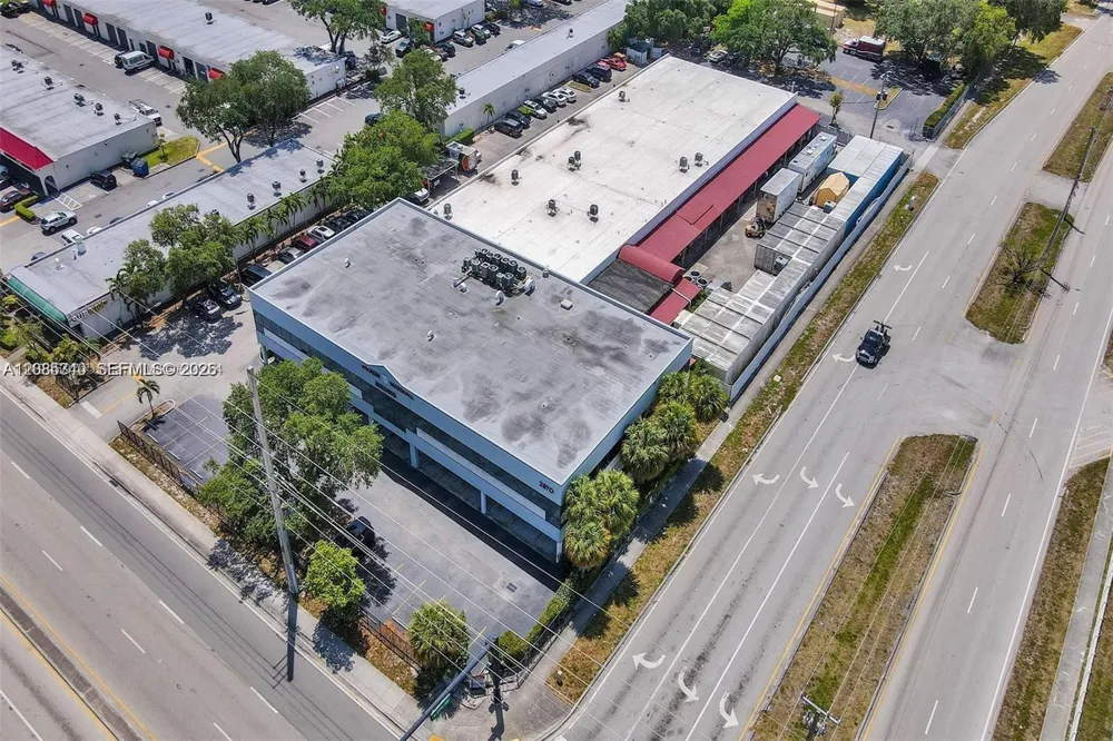 2870 Stirling Rd Hollywood, FL 33020