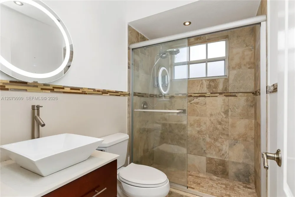 9822 SW 159th Path Miami, FL 33196