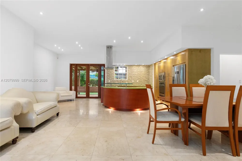 9822 SW 159th Path Miami, FL 33196