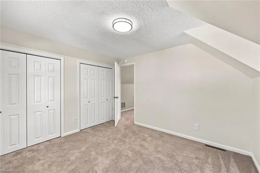 909 Highview Street Haw River, NC 27258
