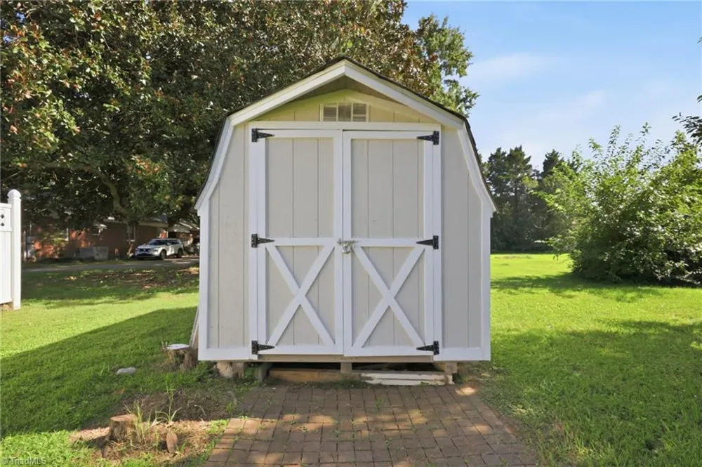 909 Highview Street Haw River, NC 27258