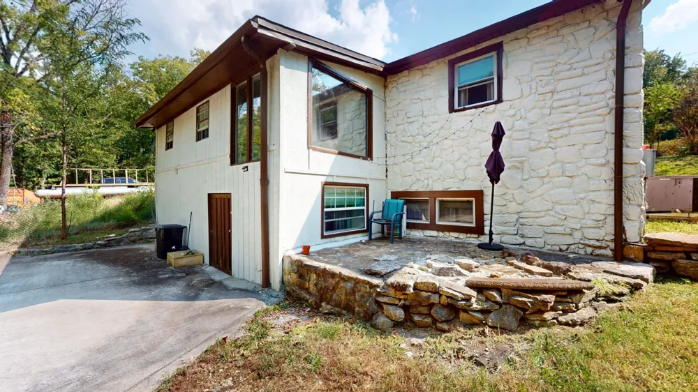 1392 Fairview Blvd Fairview, TN 37062
