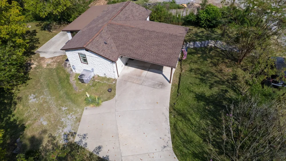 1392 Fairview Blvd Fairview, TN 37062