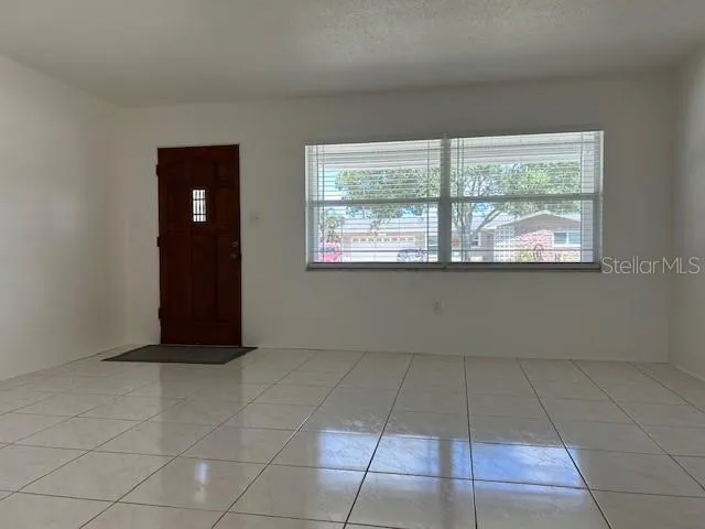 11324 87TH AVENUE Seminole, FL 33772