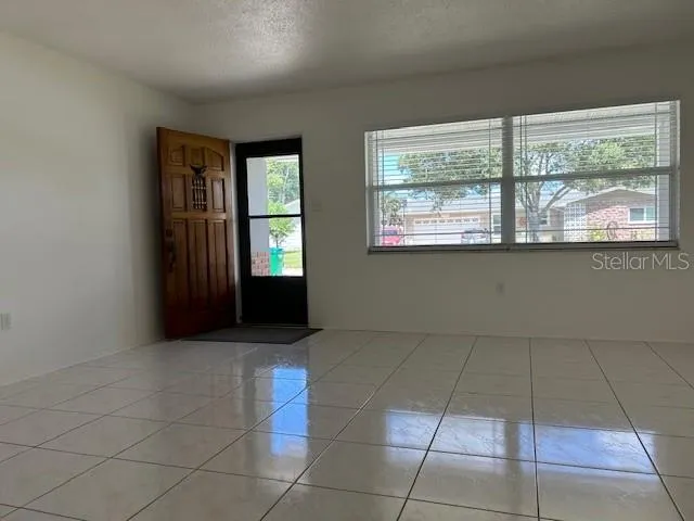 11324 87TH AVENUE Seminole, FL 33772