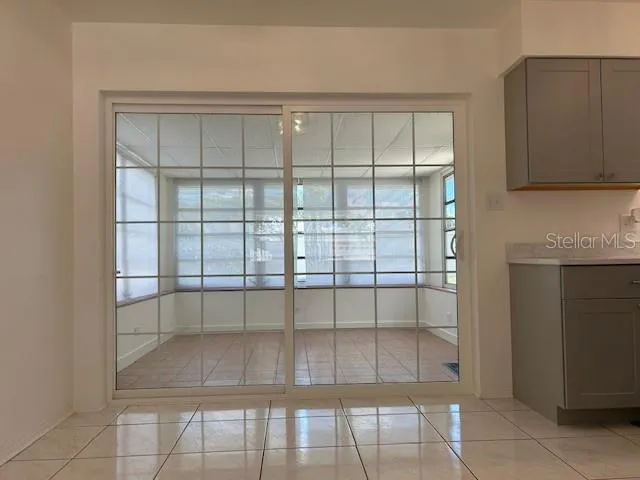 11324 87TH AVENUE Seminole, FL 33772