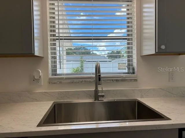 11324 87TH AVENUE Seminole, FL 33772