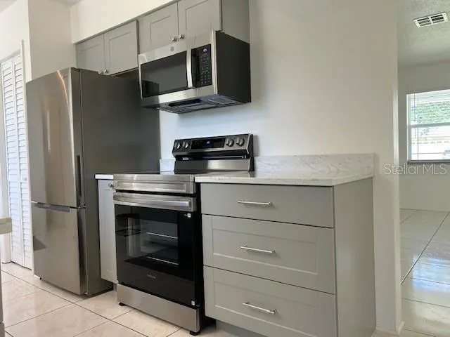 11324 87TH AVENUE Seminole, FL 33772