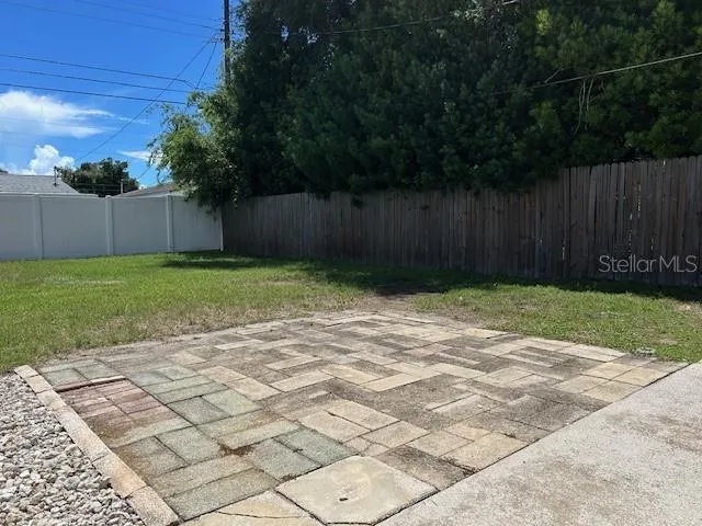 11324 87TH AVENUE Seminole, FL 33772