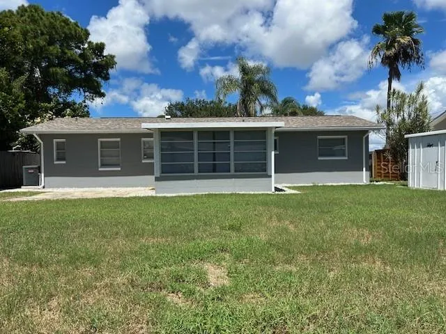 11324 87TH AVENUE Seminole, FL 33772