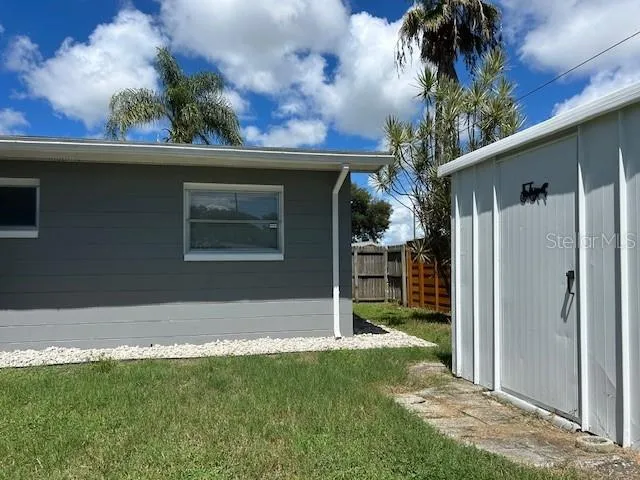 11324 87TH AVENUE Seminole, FL 33772