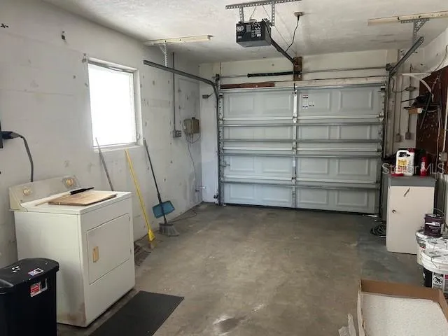 11324 87TH AVENUE Seminole, FL 33772