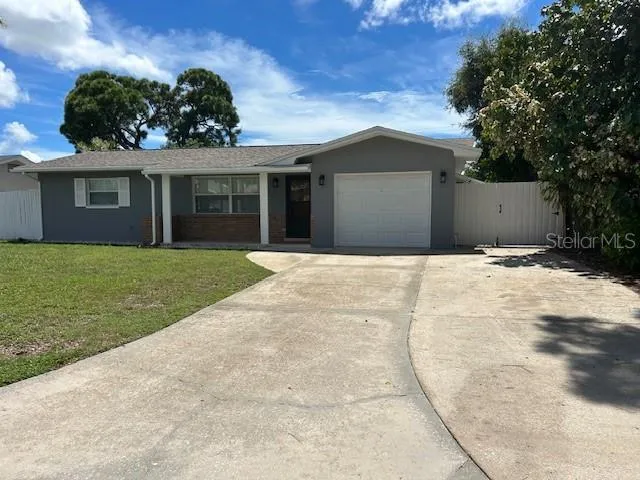 11324 87TH AVENUE Seminole, FL 33772