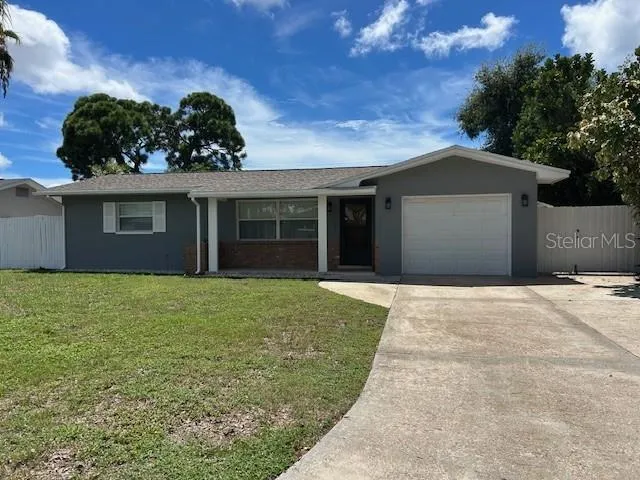 11324 87TH AVENUE Seminole, FL 33772