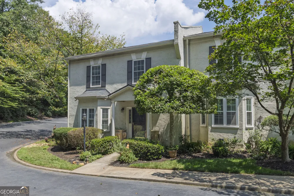 5996 Mitchell RD Sandy Springs, GA 30328
