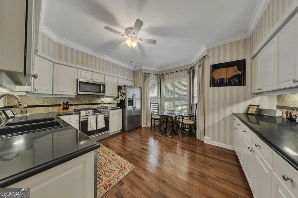 5996 Mitchell RD Sandy Springs, GA 30328