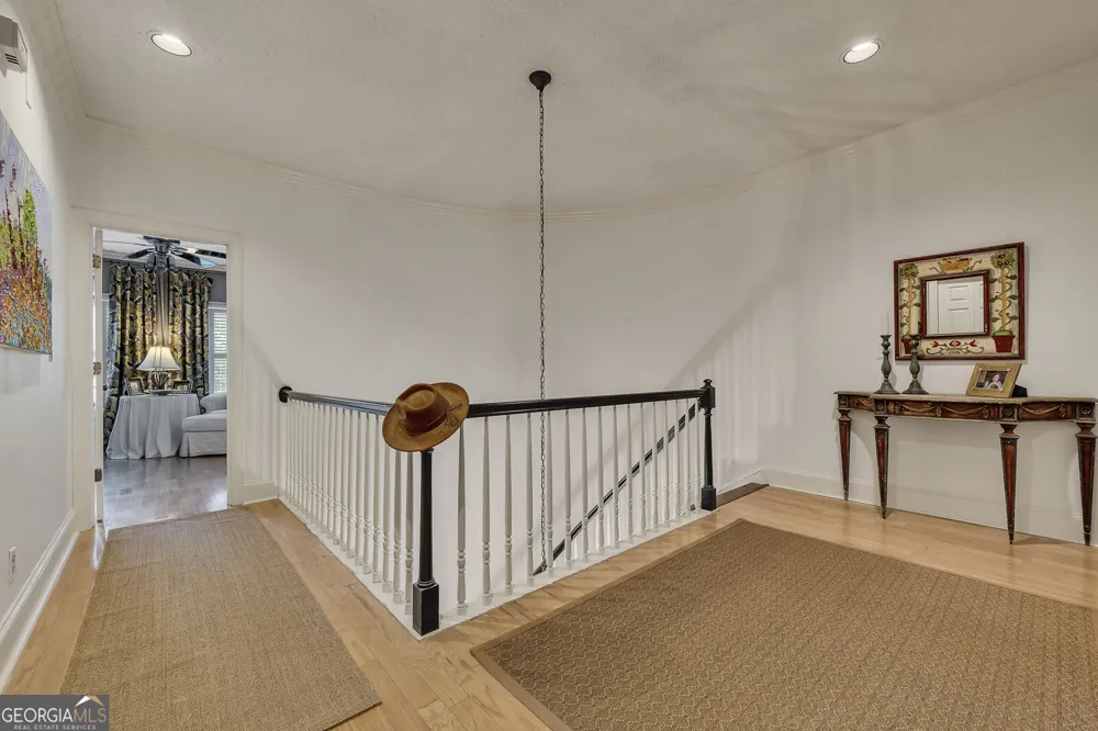 5996 Mitchell RD Sandy Springs, GA 30328