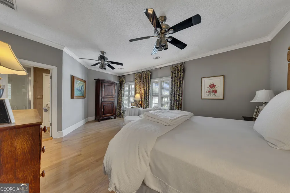 5996 Mitchell RD Sandy Springs, GA 30328