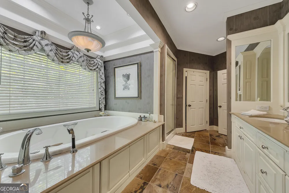 5996 Mitchell RD Sandy Springs, GA 30328