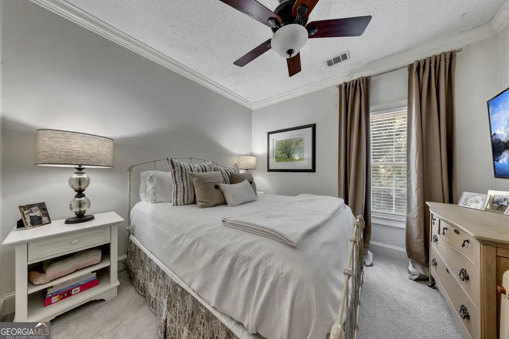 5996 Mitchell RD Sandy Springs, GA 30328