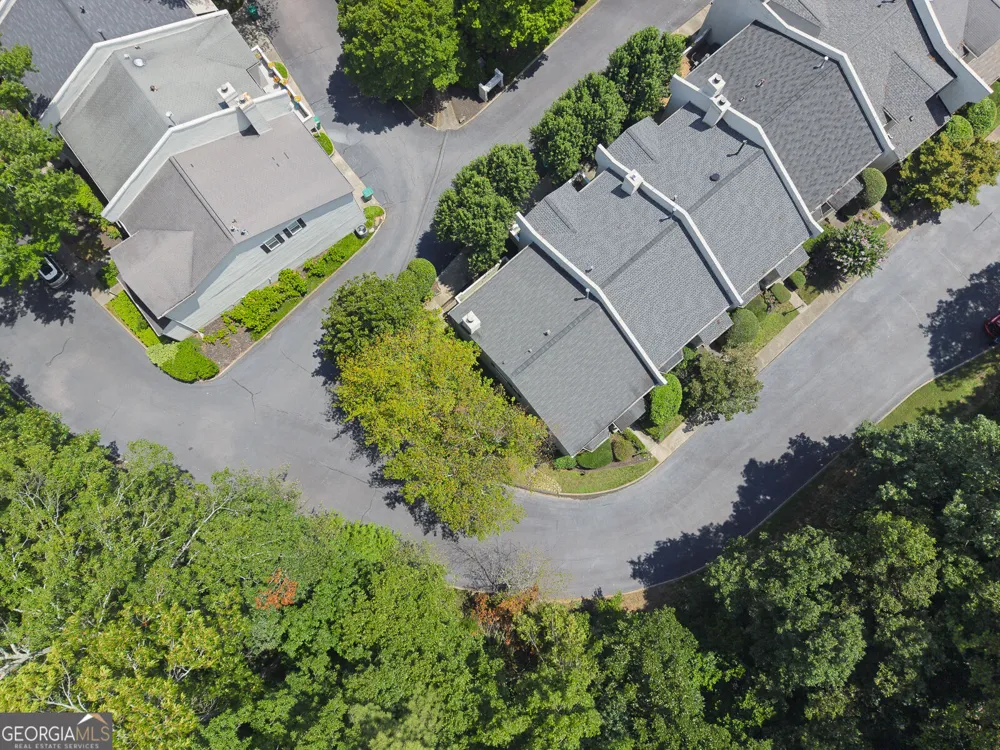 5996 Mitchell RD Sandy Springs, GA 30328