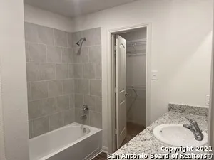 728 Shoal Creek Creek New Braunfels, TX 78132