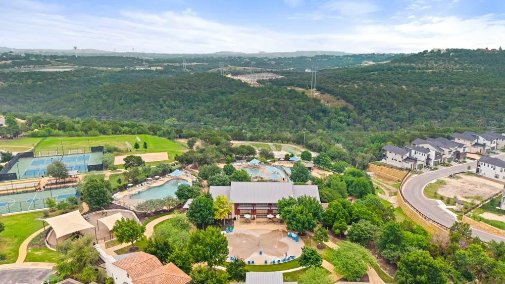 114 Montana Del Oro Way Lakeway, TX 78738