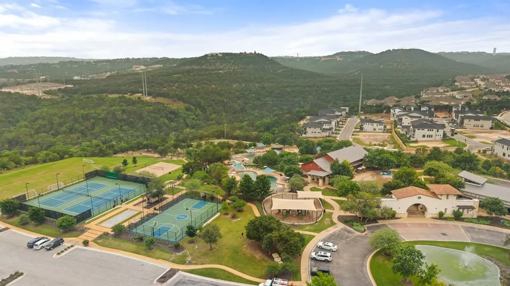 114 Montana Del Oro Way Lakeway, TX 78738