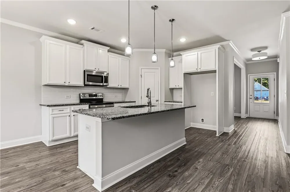 469 Flowing Trail Dawsonville, GA 30534