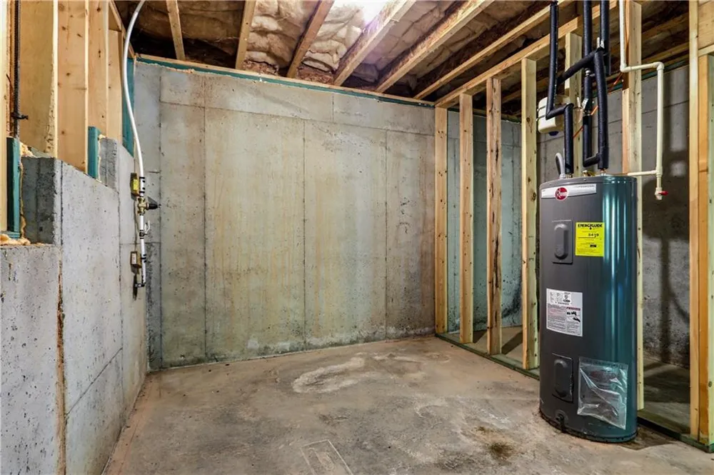 469 Flowing Trail Dawsonville, GA 30534