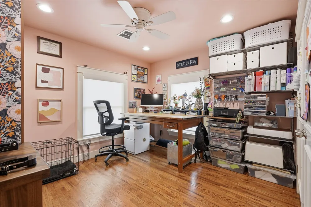 1915 Alston Avenue Fort Worth, TX 76110
