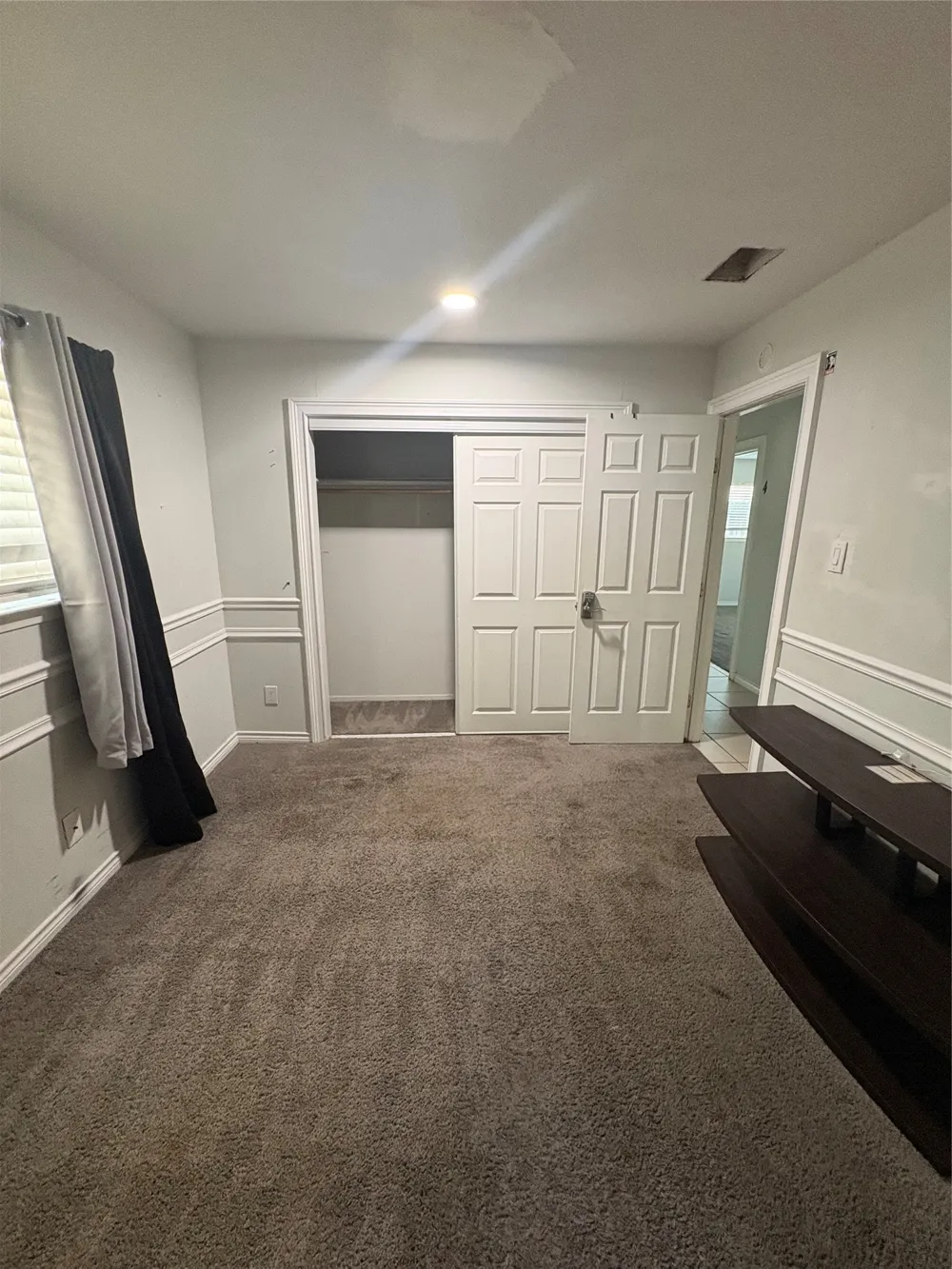 3401 Hampshire Drive Arlington, TX 76013