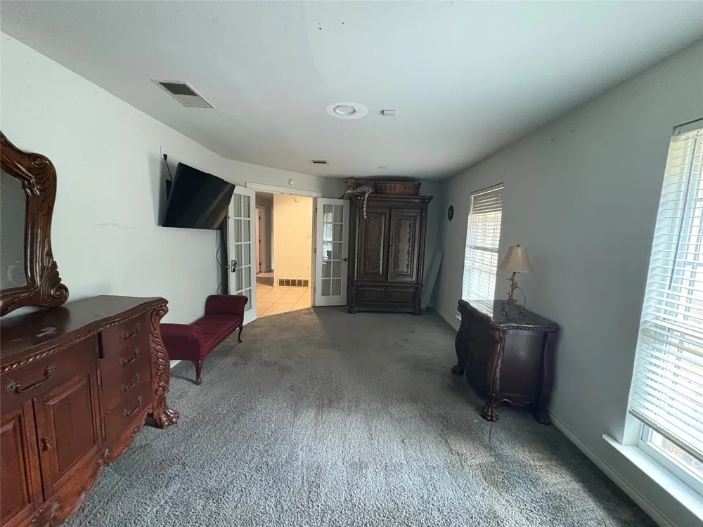 3401 Hampshire Drive Arlington, TX 76013