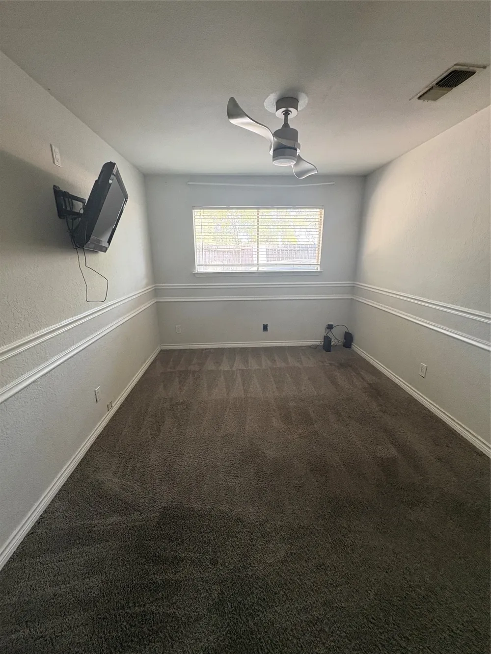 3401 Hampshire Drive Arlington, TX 76013