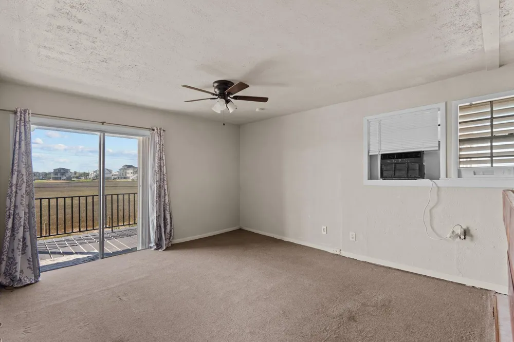 810 93rd Street Galveston, TX 77554