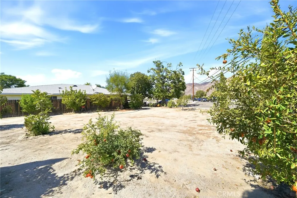 W Washburn Avenue San Jacinto, CA 92583