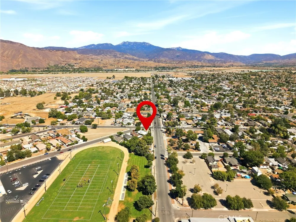 W Washburn Avenue San Jacinto, CA 92583