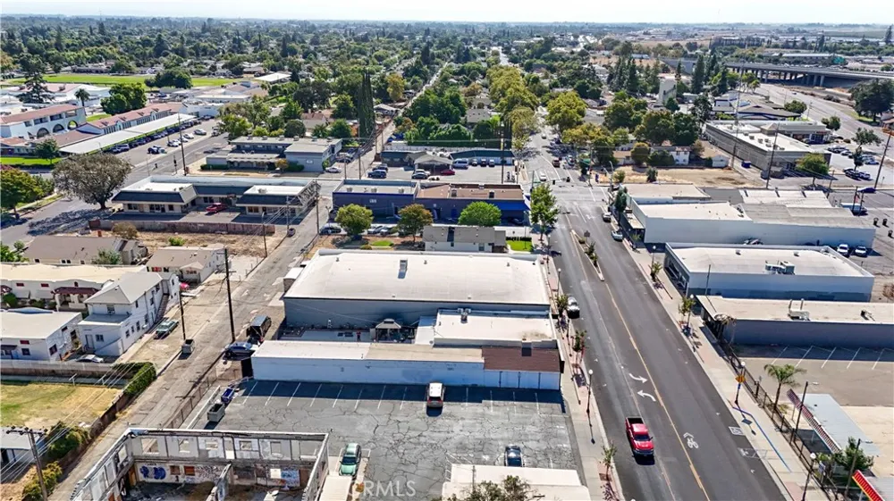 43 W Main Street Merced, CA 95340