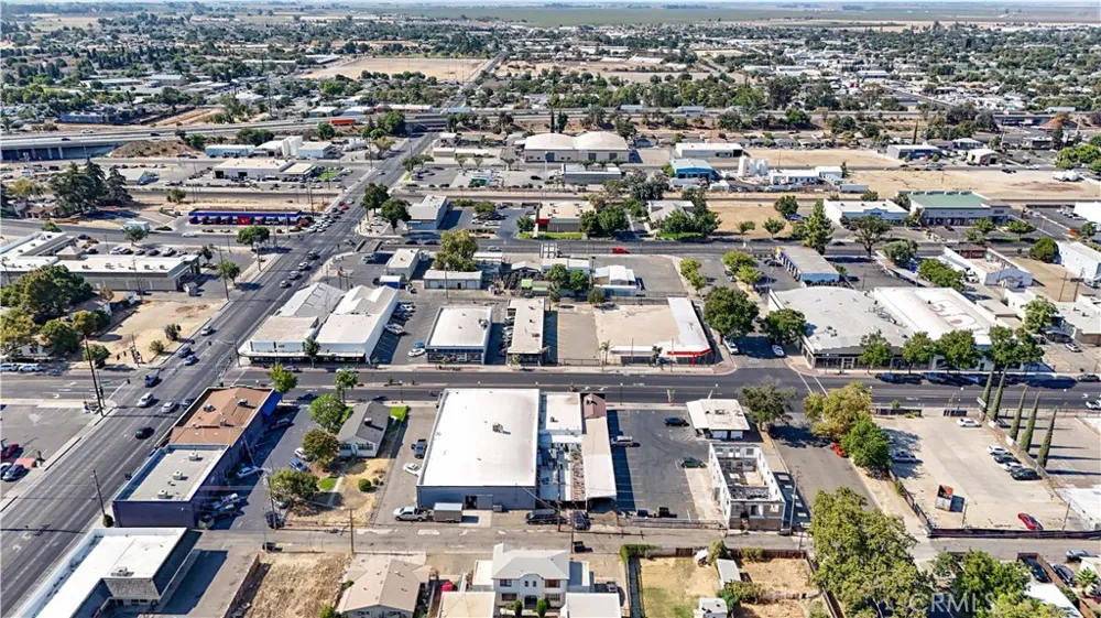 43 W Main Street Merced, CA 95340