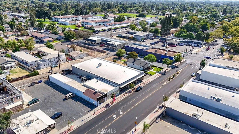 43 W Main Street Merced, CA 95340