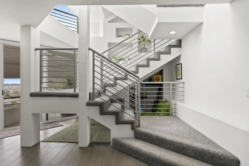 1777 Puterbaugh Street San Diego, CA 92103