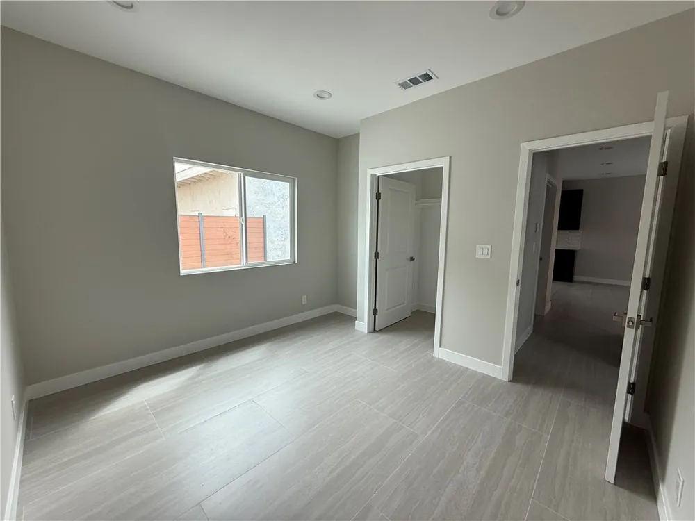 323 S Kroeger Street #B Anaheim, CA 92805